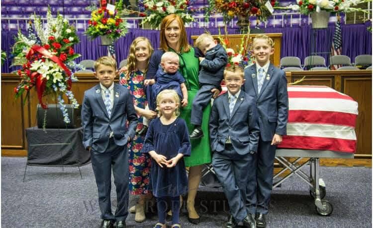 Jennie Taylor and her children at the viewing for Maj. Brent Taylor. Courtesy photo
